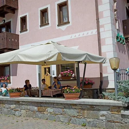 Hotel Garni Oasi 3*