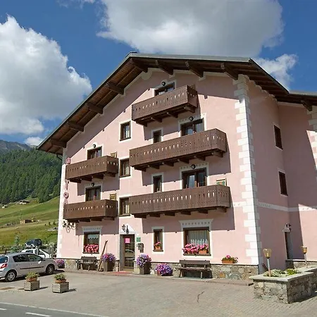 Garni Oasi Hotel 3*