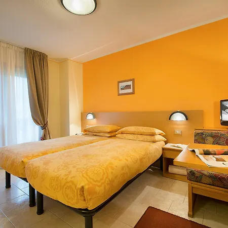 Hotel Garni Oasi 3*